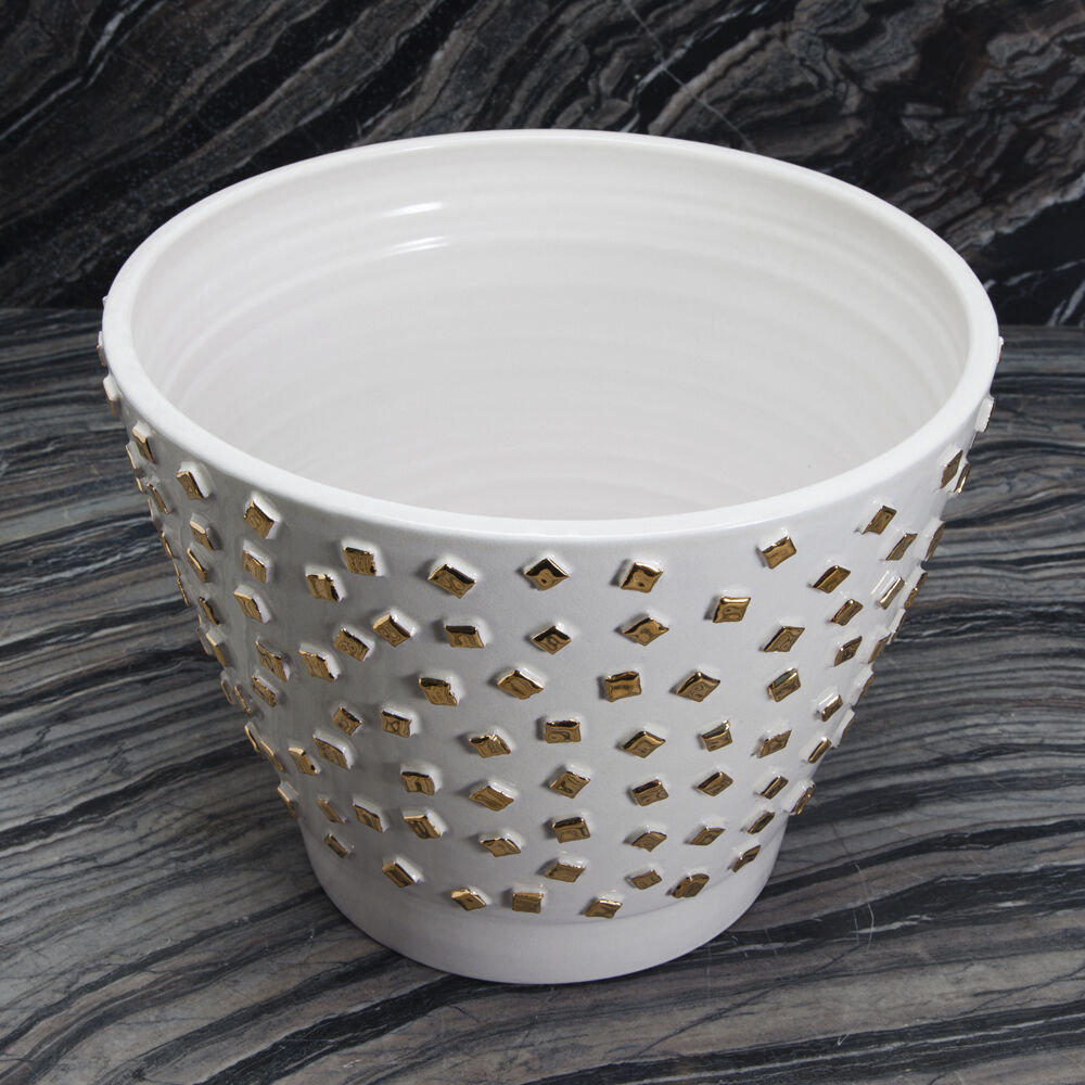 http://www.kellywearstler.com/dw/image/v2/AAJB_PRD/on/demandware.static/-/Sites-kw-master-catalog/default/v1524193125073/images/hdc0113/hdc0113_color.whtgld_view.1.jpg?sw=1000&sh=1000 http://www.kellywearstler.com/dw/image/v2/AAJB_PRD/on/demandware.static/-/Sites-kw-master-catalog/default/v1524193125073/images/hdc0113/hdc0113_color.whtgld_view.1.jpg?sw=1000&sh=1000