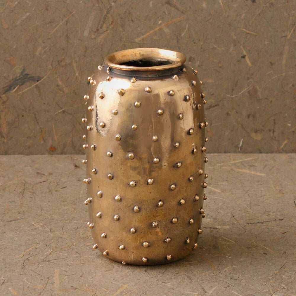 http://www.kellywearstler.com/dw/image/v2/AAJB_PRD/on/demandware.static/-/Sites-kw-master-catalog/default/v1524325588302/images/hva0012/HVA0012_color.bz_view.1.jpg?sw=1000&sh=1000 http://www.kellywearstler.com/dw/image/v2/AAJB_PRD/on/demandware.static/-/Sites-kw-master-catalog/default/v1524325588302/images/hva0012/HVA0012_color.bz_view.1.jpg?sw=1000&sh=1000
