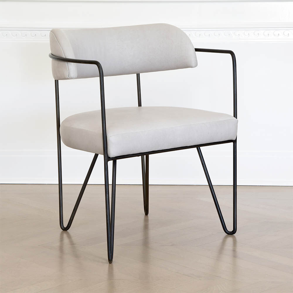 http://www.kellywearstler.com/dw/image/v2/AAJB_PRD/on/demandware.static/-/Sites-kw-master-catalog/default/v1524530440076/images/FCD15006/FCD15006_color.BRILI_view.1.jpg?sw=1000&sh=1000 http://www.kellywearstler.com/dw/image/v2/AAJB_PRD/on/demandware.static/-/Sites-kw-master-catalog/default/v1524530440076/images/FCD15006/FCD15006_color.BRILI_view.1.jpg?sw=1000&sh=1000