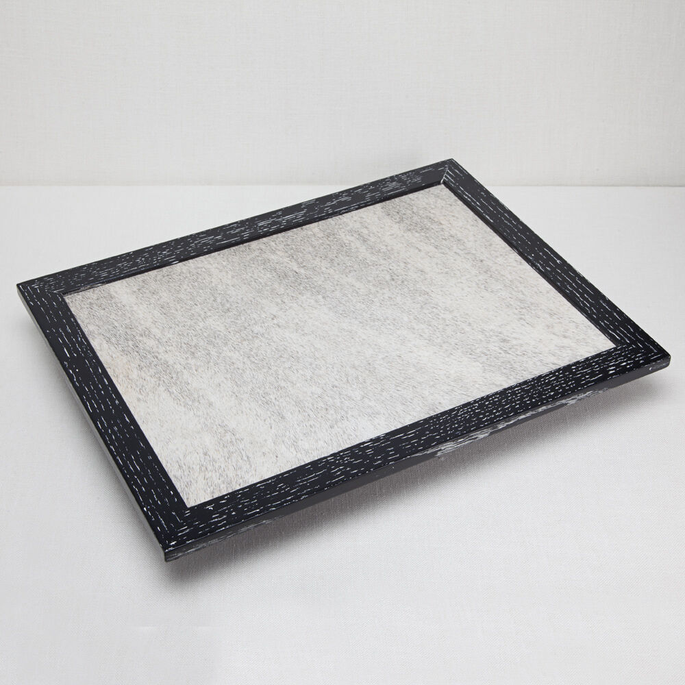 http://www.kellywearstler.com/dw/image/v2/AAJB_PRD/on/demandware.static/-/Sites-kw-master-catalog/default/v1524530440076/images/hds0110/hds0110_color.cdwd_view.1.jpg?sw=1000&sh=1000 http://www.kellywearstler.com/dw/image/v2/AAJB_PRD/on/demandware.static/-/Sites-kw-master-catalog/default/v1524530440076/images/hds0110/hds0110_color.cdwd_view.1.jpg?sw=1000&sh=1000