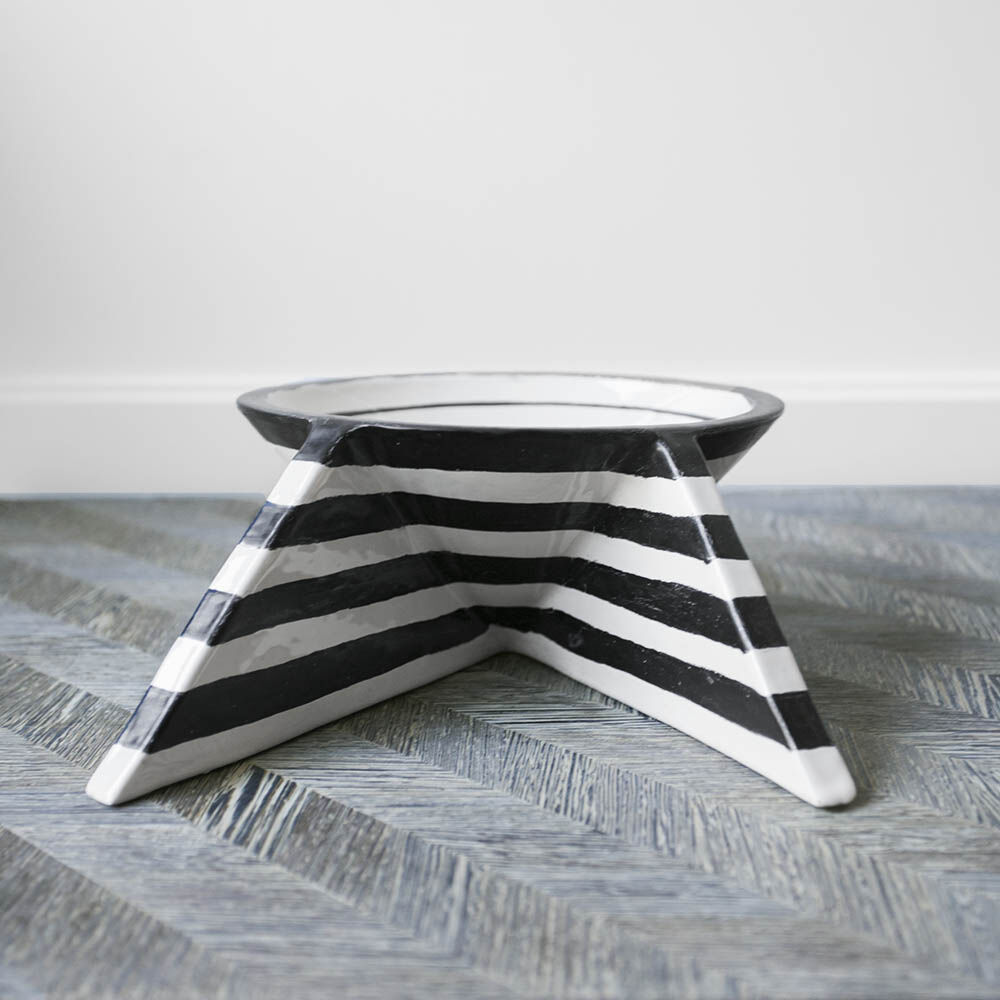 http://www.kellywearstler.com/dw/image/v2/AAJB_PRD/on/demandware.static/-/Sites-kw-master-catalog/default/v1526835801257/images/HDC0189/HDC0189_color.BLKWH_view.1.jpg?sw=1000&sh=1000 http://www.kellywearstler.com/dw/image/v2/AAJB_PRD/on/demandware.static/-/Sites-kw-master-catalog/default/v1526835801257/images/HDC0189/HDC0189_color.BLKWH_view.1.jpg?sw=1000&sh=1000