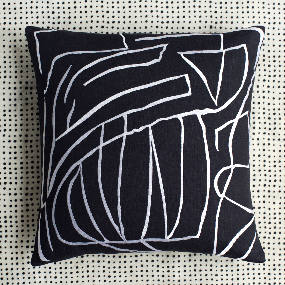 GRAFFITO PILLOW image number 1