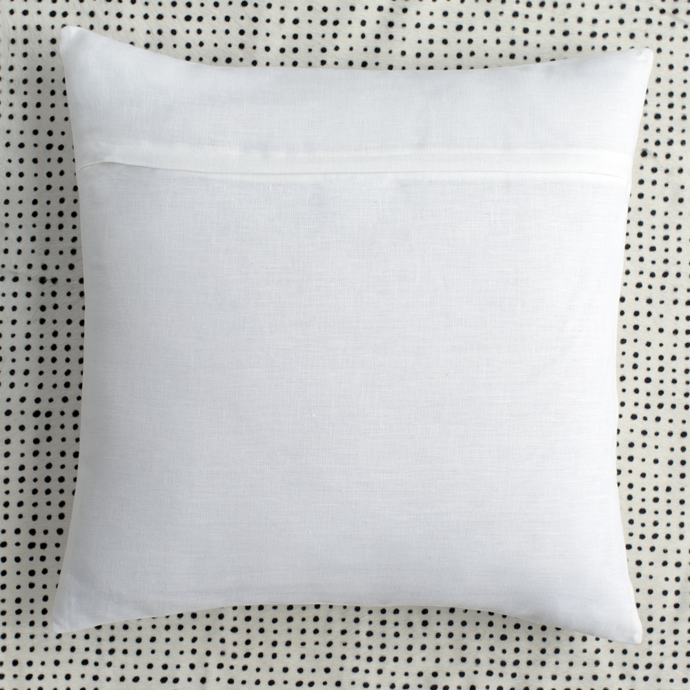KISS PILLOW - WHITE image number 3