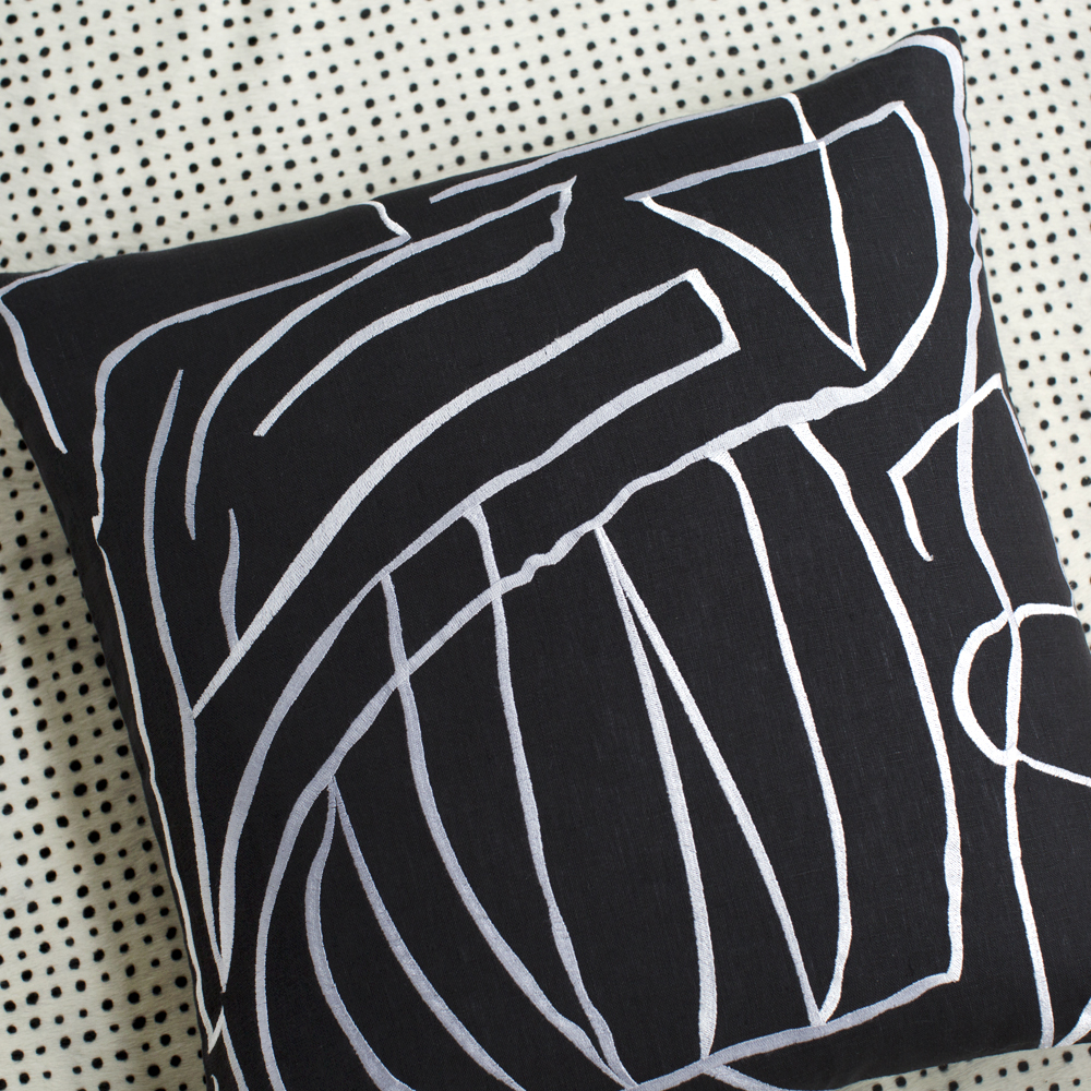 GRAFFITO PILLOW image number 0