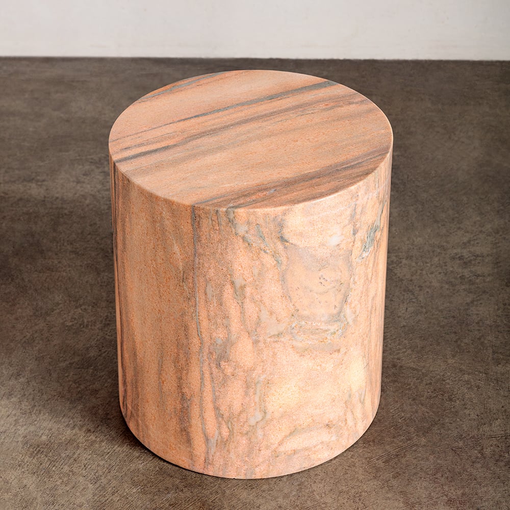 MONOLITH SIDE TABLE image number 2