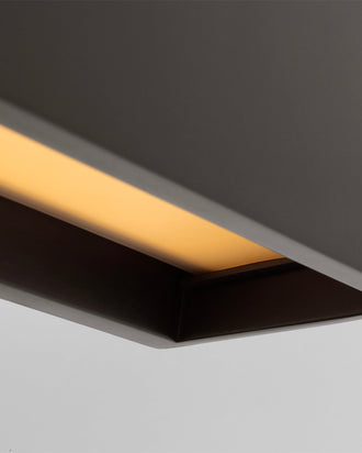 Kelly Wearstler Pench Large Tapered Linear Chandelier — view 2