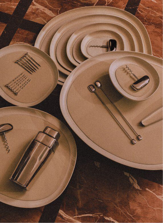 Maris Raised Tray