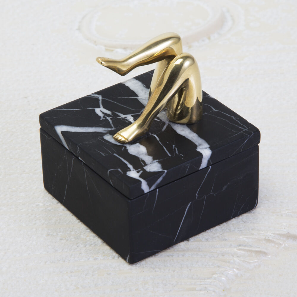 https://www.kellywearstler.com/dw/image/v2/AAJB_PRD/on/demandware.static/-/Sites-kw-master-catalog/default/v1537539042188/images/hds0102/hds0102_color.neg_view.1.jpg?sw=1000&sh=1000 https://www.kellywearstler.com/dw/image/v2/AAJB_PRD/on/demandware.static/-/Sites-kw-master-catalog/default/v1537539042188/images/hds0102/hds0102_color.neg_view.1.jpg?sw=1000&sh=1000
