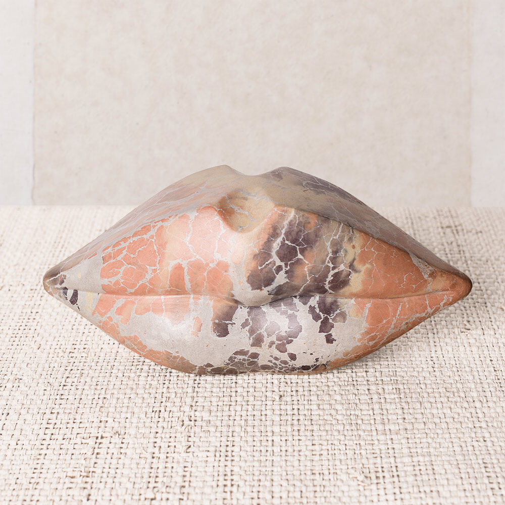https://www.kellywearstler.com/dw/image/v2/AAJB_PRD/on/demandware.static/-/Sites-kw-master-catalog/default/v1550197206563/images/HDC0220/HDC0220_color.view.4.jpg?sw=1000&sh=1000 https://www.kellywearstler.com/dw/image/v2/AAJB_PRD/on/demandware.static/-/Sites-kw-master-catalog/default/v1550197206563/images/HDC0220/HDC0220_color.view.4.jpg?sw=1000&sh=1000
