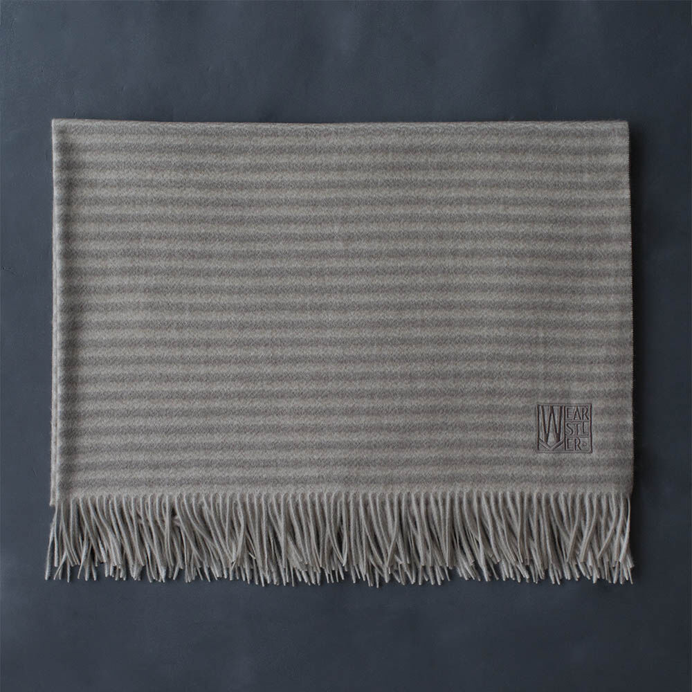 https://www.kellywearstler.com/dw/image/v2/AAJB_PRD/on/demandware.static/-/Sites-kw-master-catalog/default/v1550641845766/images/hth0009/hth0009_view.1.jpg?sw=1000&sh=1000 https://www.kellywearstler.com/dw/image/v2/AAJB_PRD/on/demandware.static/-/Sites-kw-master-catalog/default/v1550641845766/images/hth0009/hth0009_view.1.jpg?sw=1000&sh=1000