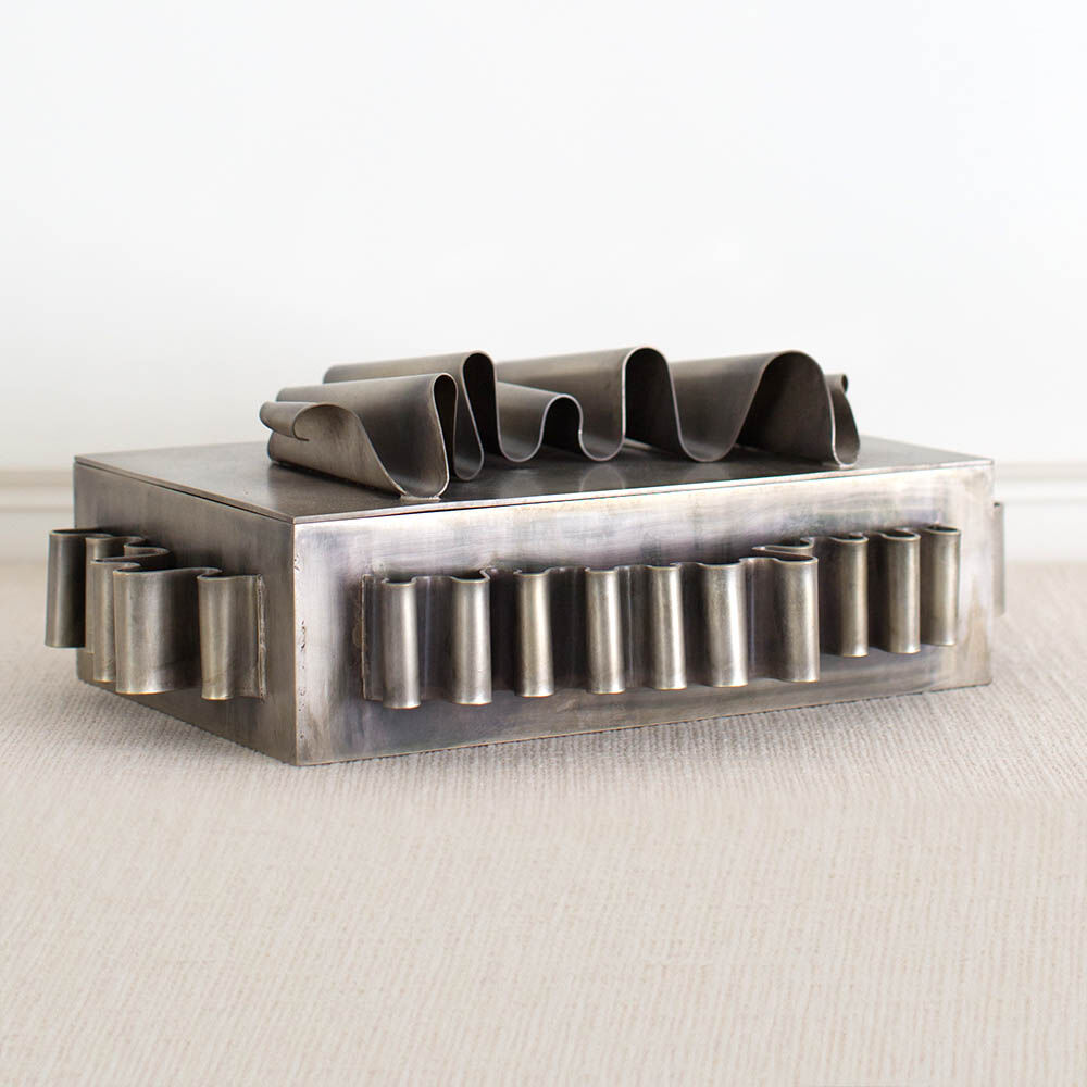 https://www.kellywearstler.com/dw/image/v2/AAJB_PRD/on/demandware.static/-/Sites-kw-master-catalog/default/v1575512033797/images/hds0138/hds0138_view.1.jpg?sw=1000&sh=1000 https://www.kellywearstler.com/dw/image/v2/AAJB_PRD/on/demandware.static/-/Sites-kw-master-catalog/default/v1575512033797/images/hds0138/hds0138_view.1.jpg?sw=1000&sh=1000