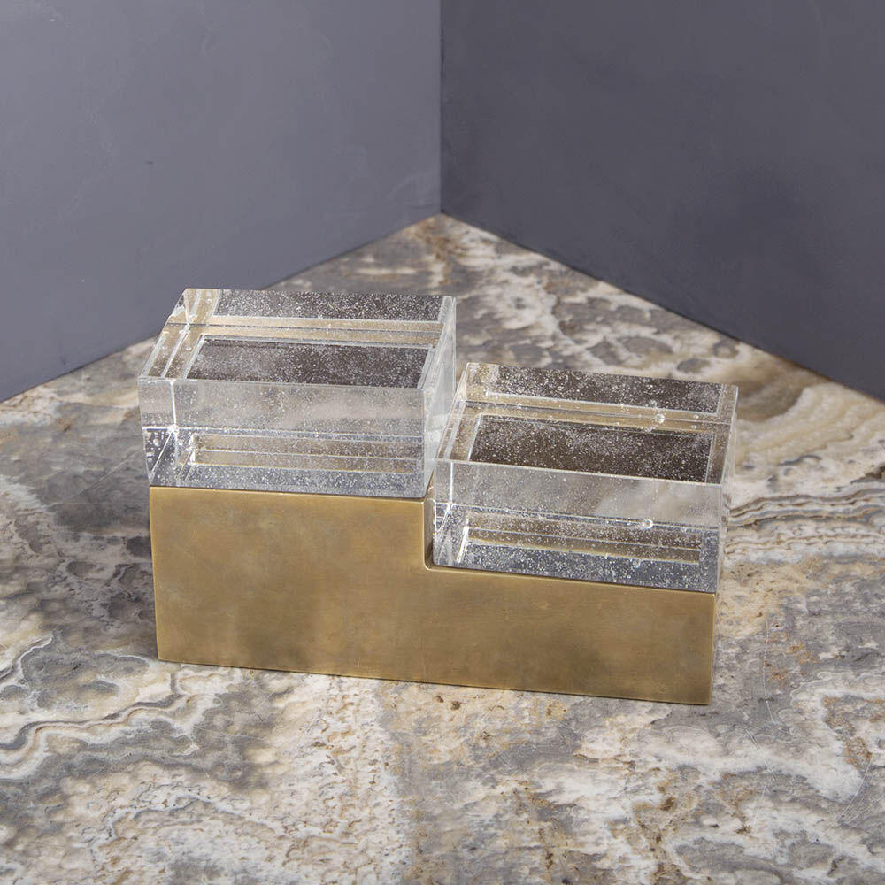 https://www.kellywearstler.com/dw/image/v2/AAJB_PRD/on/demandware.static/-/Sites-kw-master-catalog/default/v1579229637953/images/HDS0146/HDS0146_color.NATBR_view.1.jpg?sw=1000&sh=1000 https://www.kellywearstler.com/dw/image/v2/AAJB_PRD/on/demandware.static/-/Sites-kw-master-catalog/default/v1579229637953/images/HDS0146/HDS0146_color.NATBR_view.1.jpg?sw=1000&sh=1000