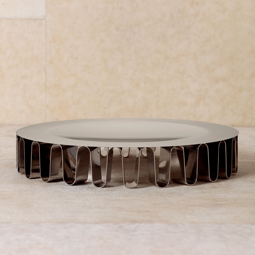 https://www.kellywearstler.com/dw/image/v2/AAJB_PRD/on/demandware.static/-/Sites-kw-master-catalog/default/v1610676292169/images/GJ003/GJ003_color.AS_view.1.jpg?sw=1000&sh=1000 https://www.kellywearstler.com/dw/image/v2/AAJB_PRD/on/demandware.static/-/Sites-kw-master-catalog/default/v1610676292169/images/GJ003/GJ003_color.AS_view.1.jpg?sw=1000&sh=1000
