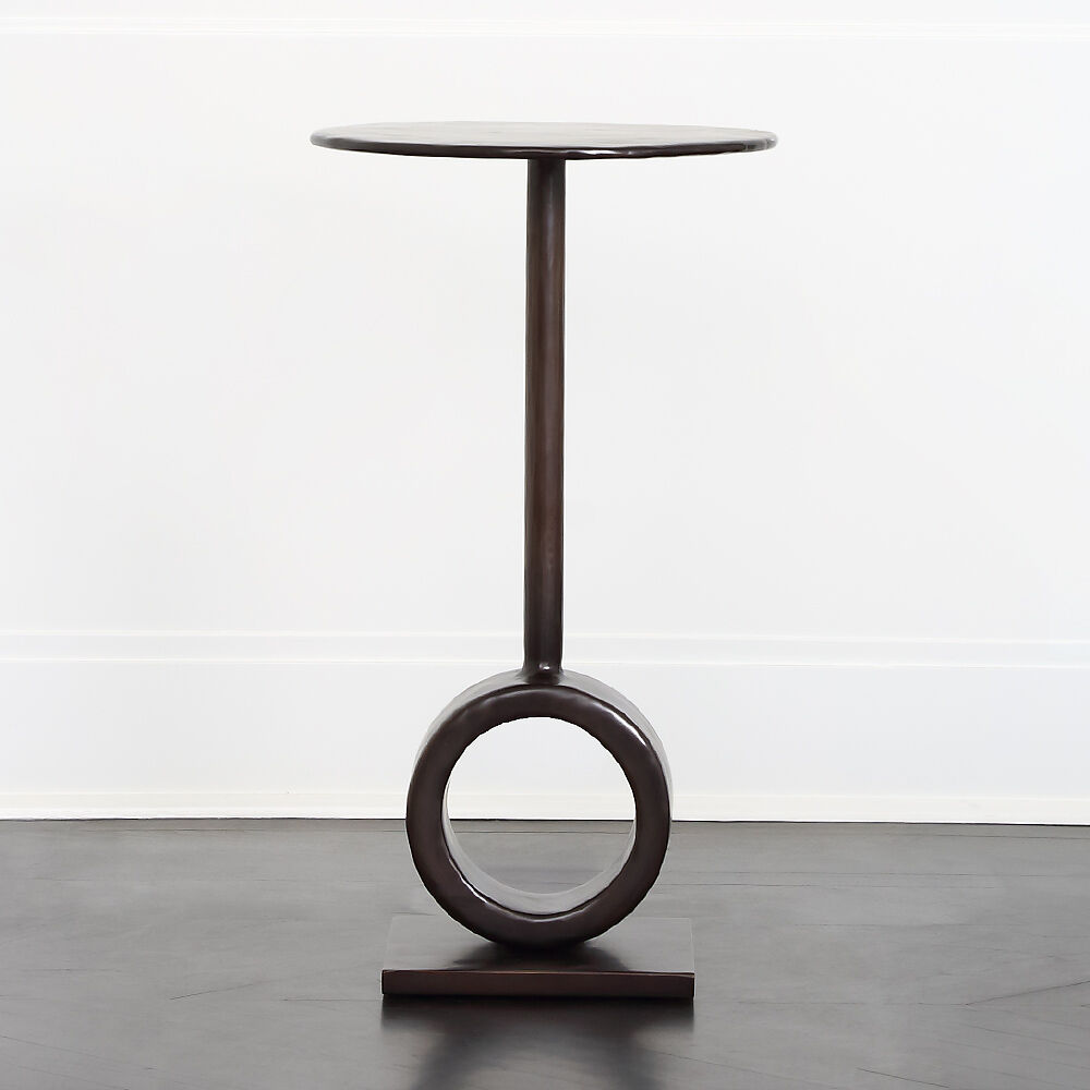https://www.kellywearstler.com/dw/image/v2/AAJB_PRD/on/demandware.static/-/Sites-kw-master-catalog/default/v1611202396713/images/FTA17006/FTA17006_view.1.jpg?sw=1000&sh=1000 https://www.kellywearstler.com/dw/image/v2/AAJB_PRD/on/demandware.static/-/Sites-kw-master-catalog/default/v1611202396713/images/FTA17006/FTA17006_view.1.jpg?sw=1000&sh=1000