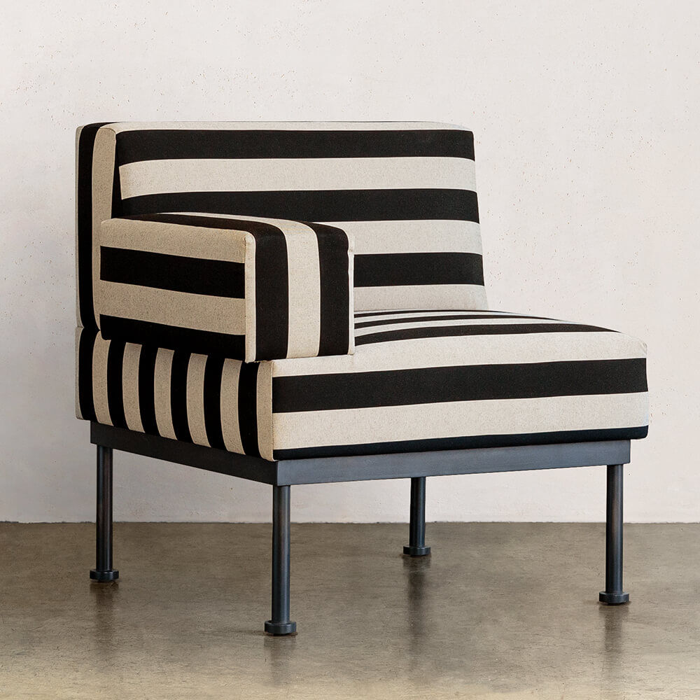 https://www.kellywearstler.com/dw/image/v2/AAJB_PRD/on/demandware.static/-/Sites-kw-master-catalog/default/v1611288028533/images/FCL20017/FCL20017_color.COM_view.1.jpg?sw=1000&sh=1000 https://www.kellywearstler.com/dw/image/v2/AAJB_PRD/on/demandware.static/-/Sites-kw-master-catalog/default/v1611288028533/images/FCL20017/FCL20017_color.COM_view.1.jpg?sw=1000&sh=1000