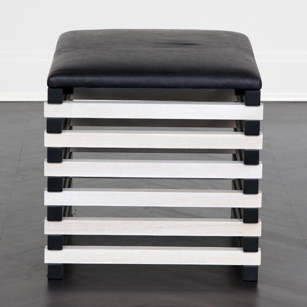 Hauser Ottoman