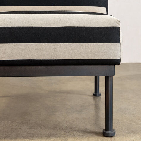 VIVANT LOUNGE CHAIR