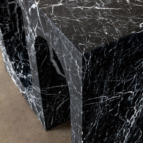 MARBLE ROXBURY PETITE CONSOLE