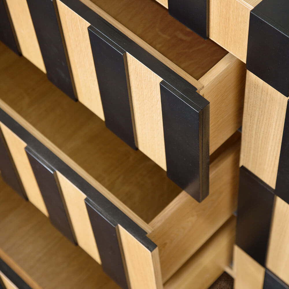 SUPERLUXE ALMONT CREDENZA
