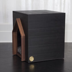 BEAU DOG HOUSE