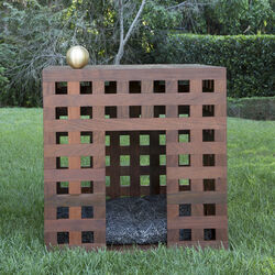 JUXTAPOSE DOG HOUSE