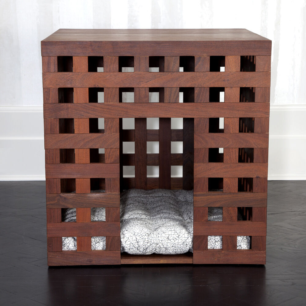 JUXTAPOSE DOG HOUSE