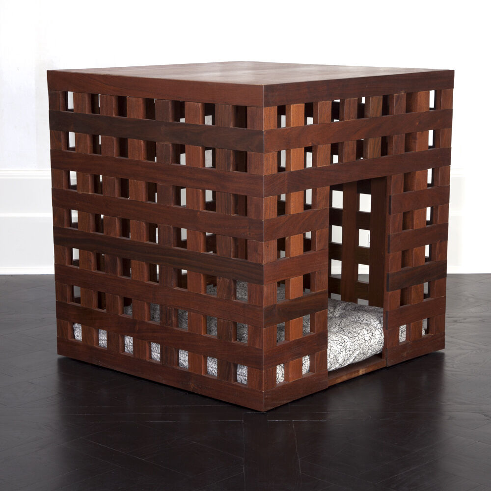 JUXTAPOSE DOG HOUSE