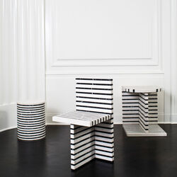 LINEAGE CHAIR