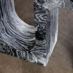 MARBLE ROXBURY PETITE CONSOLE