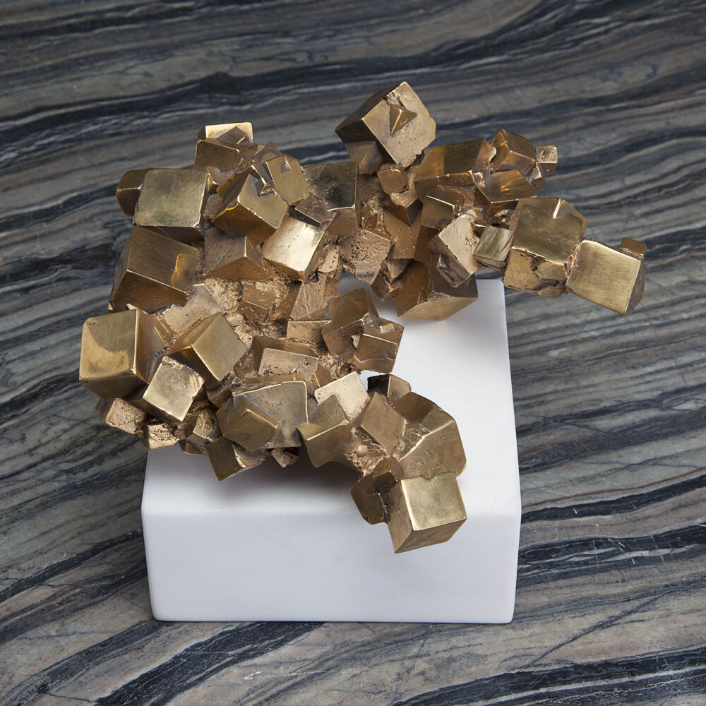 SUPERLUXE ACOLYTE SCULPTURE
