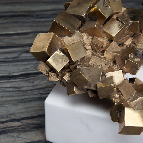 SUPERLUXE ACOLYTE SCULPTURE
