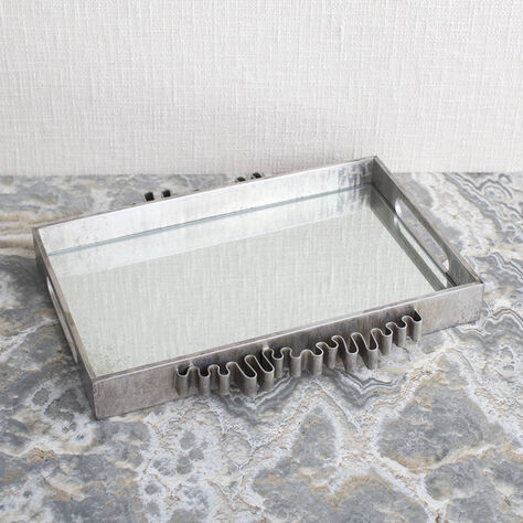 AVANT TRAY