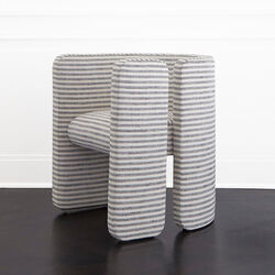 FAIRFAX CHAIR - Right Hand Facing
