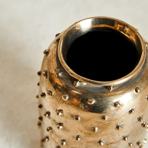 STUDDED VASE