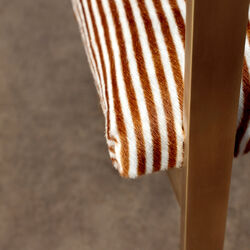 ELLIOTT CHAIR