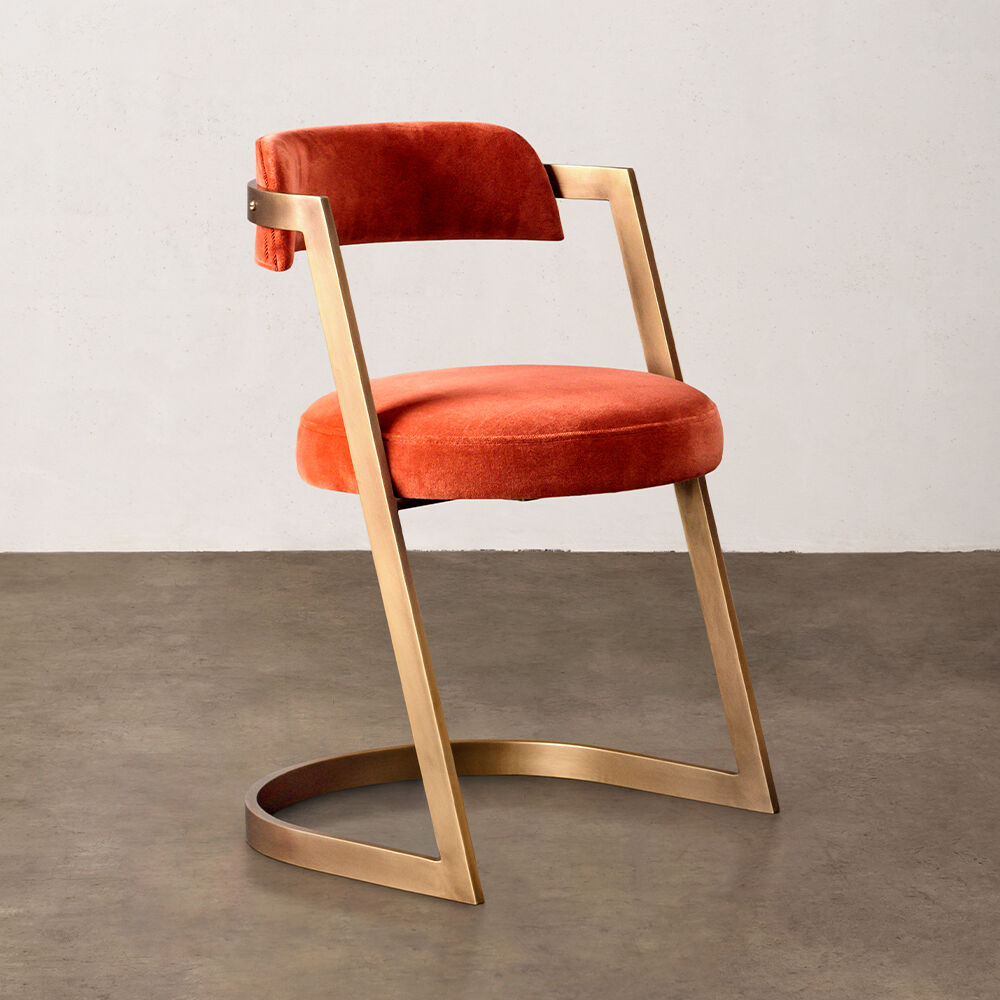 STUDIO DINING CHAIR