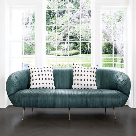 SOUFFLE SETTEE