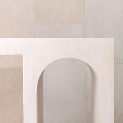 ROXBURY PETITE CONSOLE