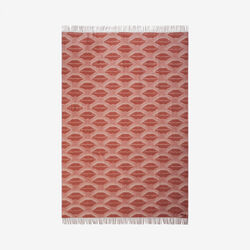 LUXE KISSES THROW