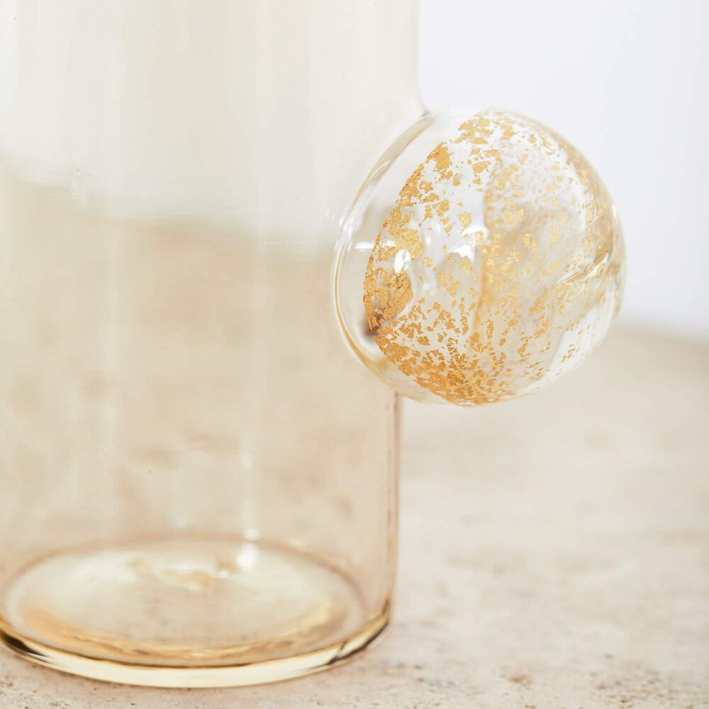 Bubble Pitcher