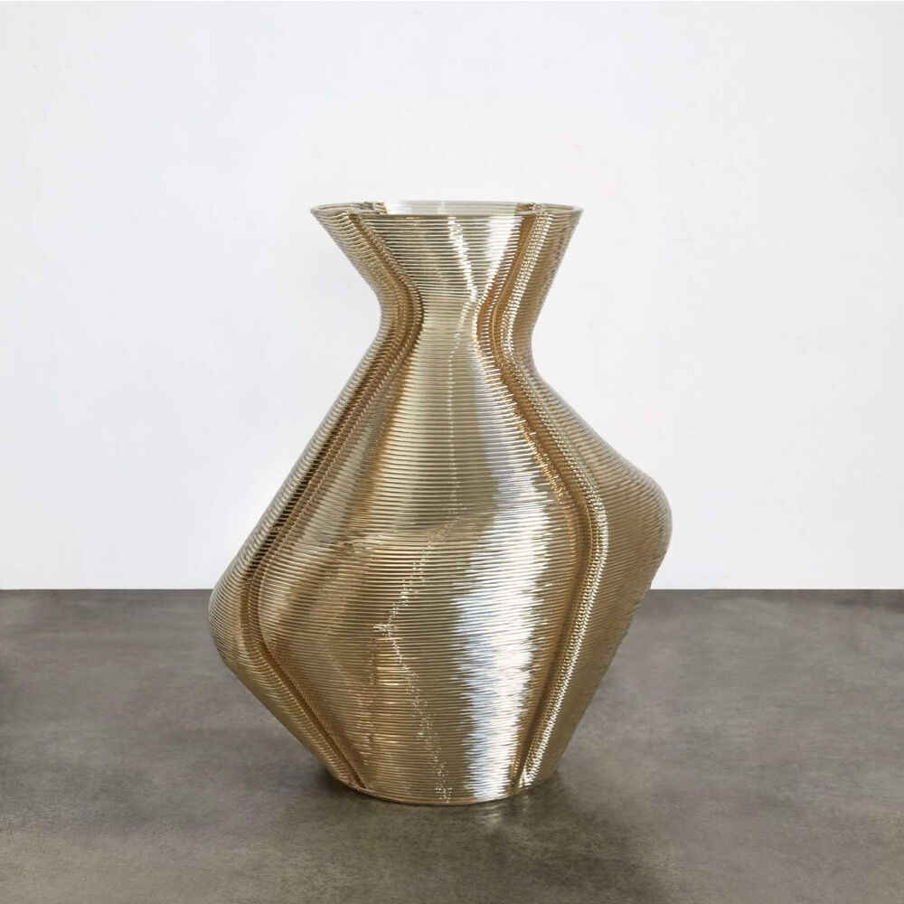 Changing Vase Medium