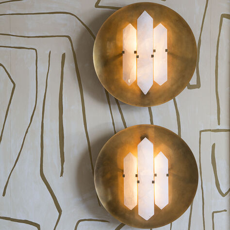 HALCYON ROUND SCONCE - BRASS
