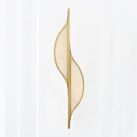AVANT LARGE CURVE SCONCE