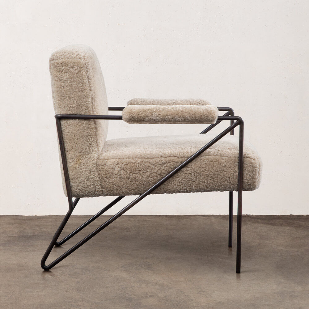 EMMETT LOUNGE CHAIR