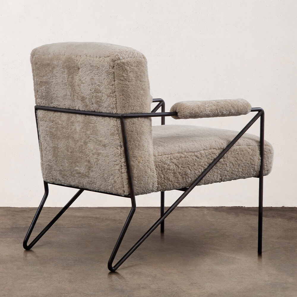 EMMETT LOUNGE CHAIR