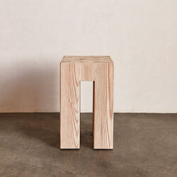 PIRU PLINTH