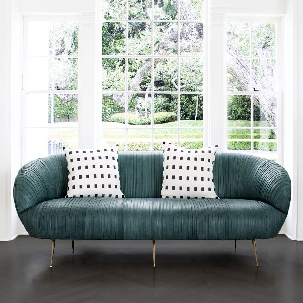 SOUFFLE SETTEE