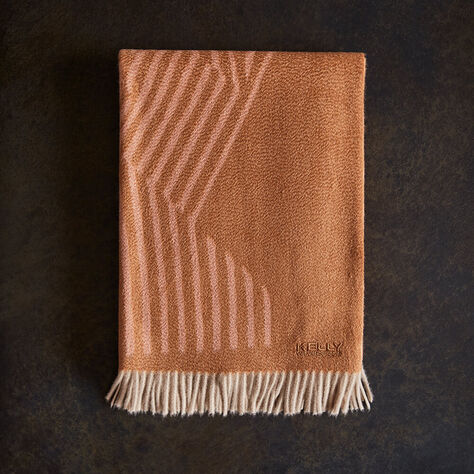SUPERLUXE AVANT THROW