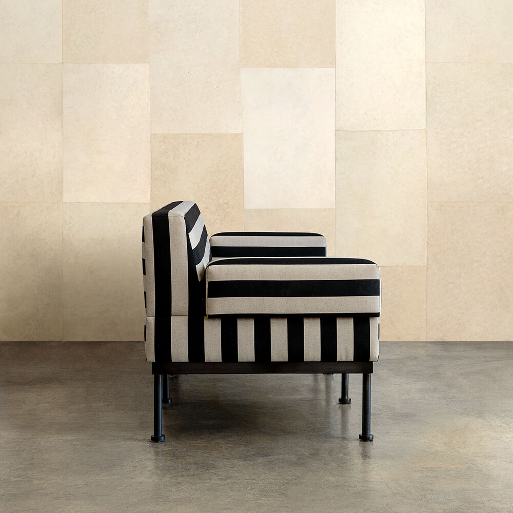 VIVANT SETTEE