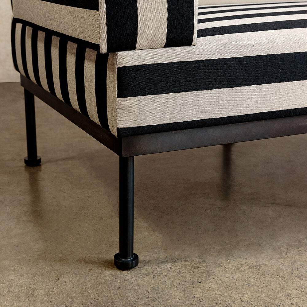 VIVANT SETTEE